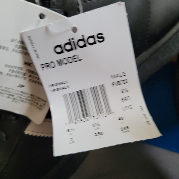 Adidas Shell High tops - Picture 8 of 8